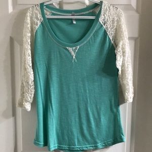Teal shirt with lace